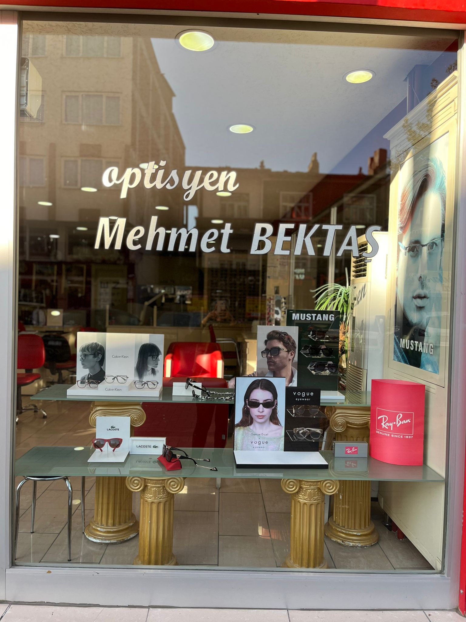 Bucak Gözlük - Ceren Optik