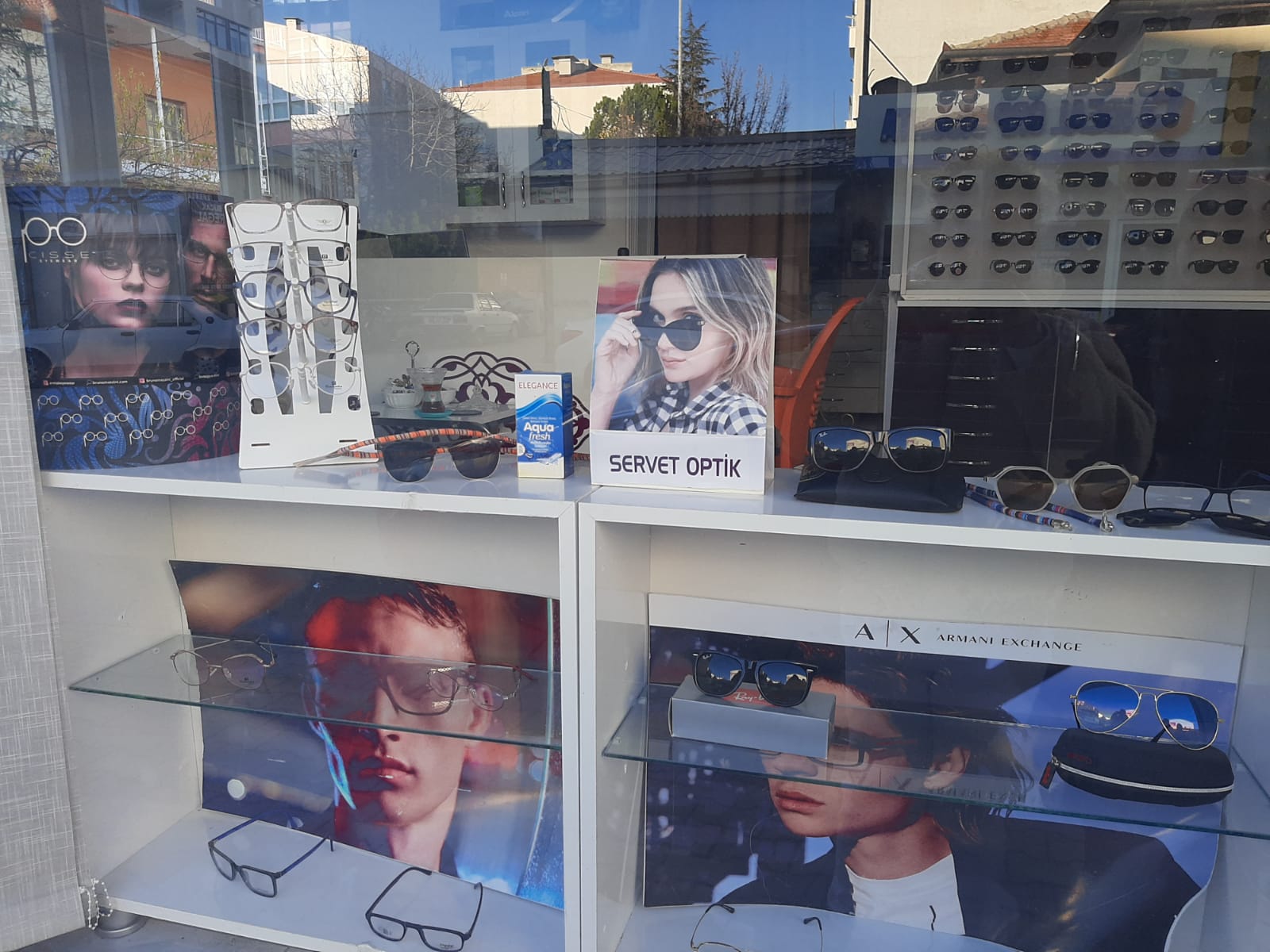 Bucak Gözlük Servet Optik