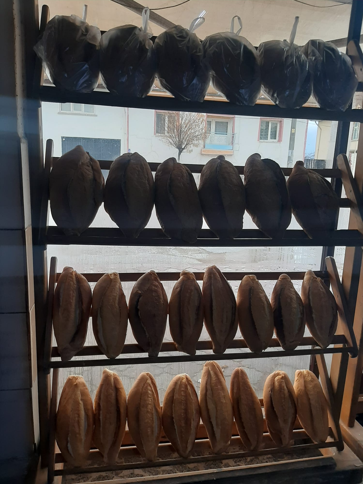 Karamanlı Ekmek Fırın - Kardeşler Taş Fırın