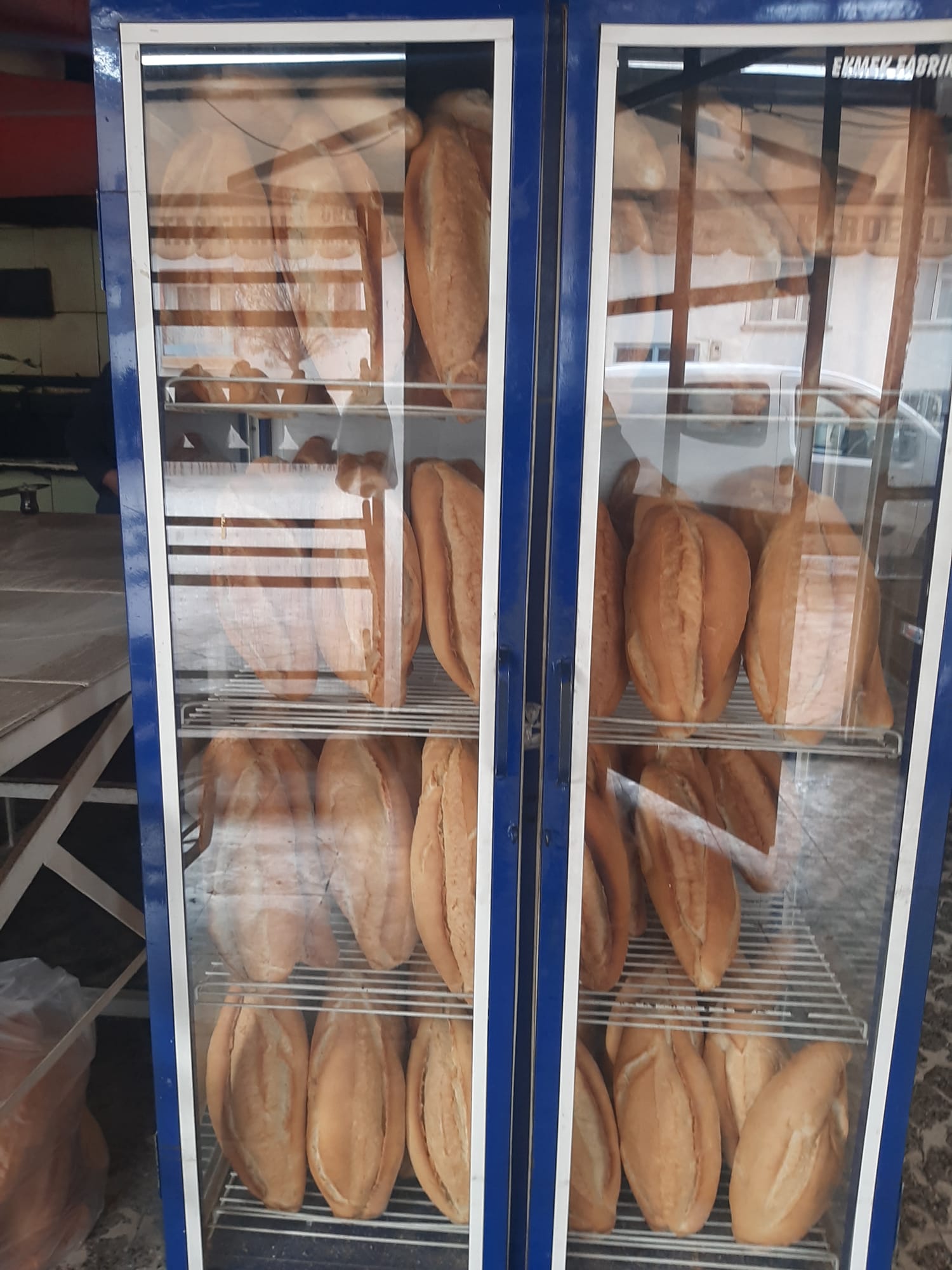 Karamanlı Ekmek Fırın - Kardeşler Taş Fırın