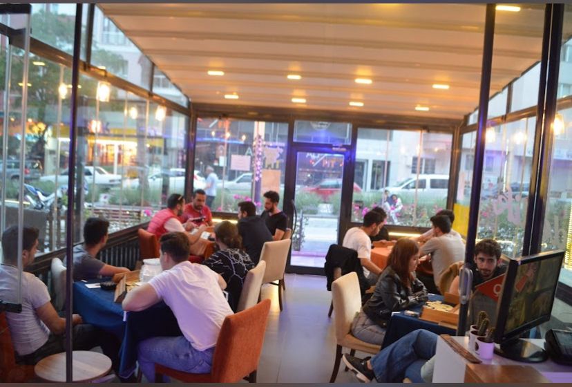 Burdur Cafe Eğlence - HopHop Cafe